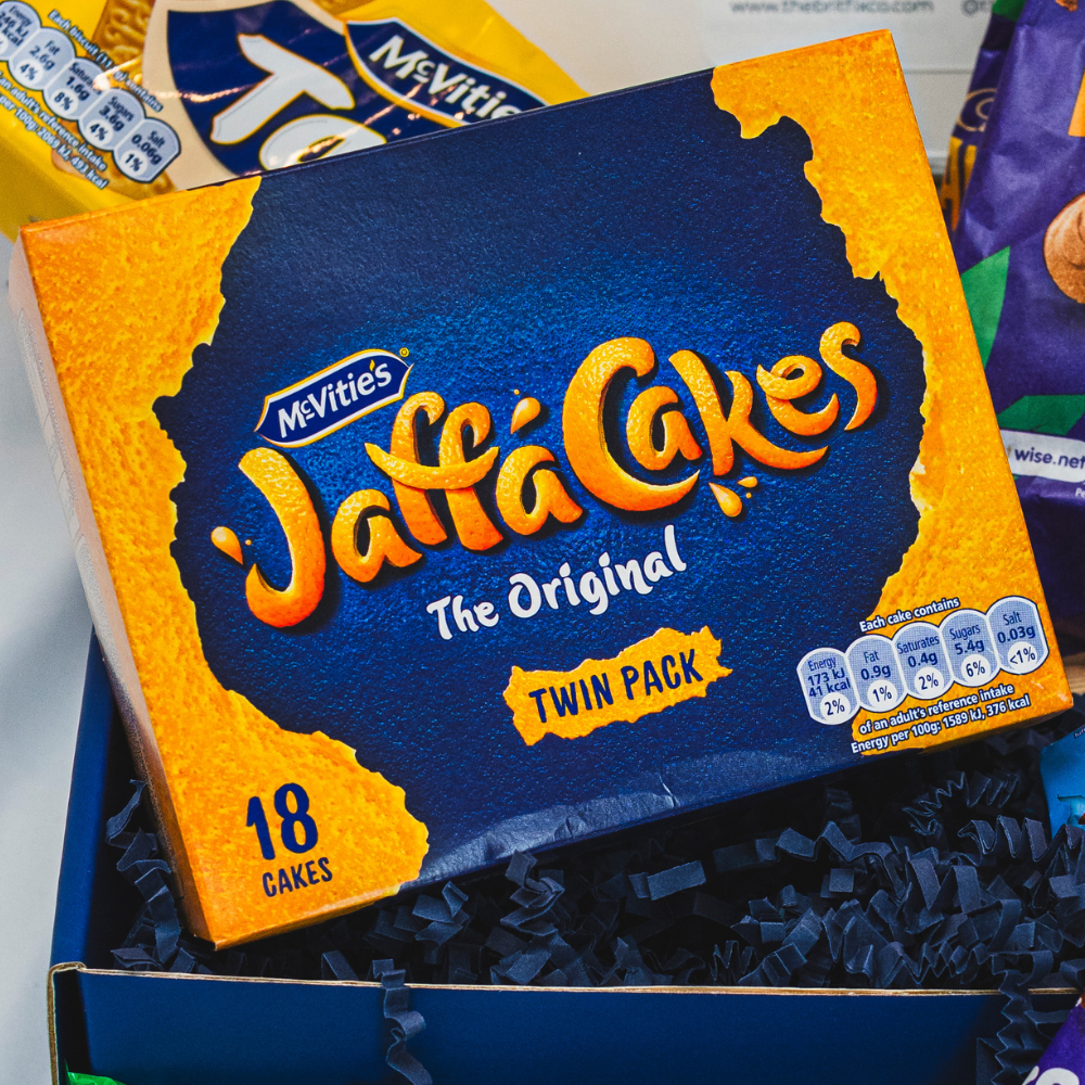 The Family Favourites Biscuit Box